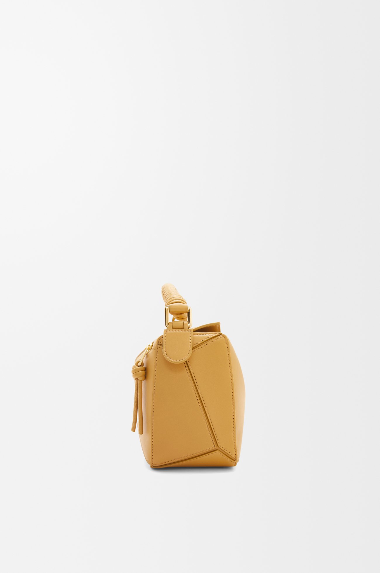LOEWE Bolso Puzzle pequeño en piel de ternera Sáhara