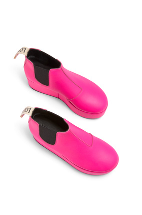 LOEWE 牛皮革坡跟切尔西靴 Neon Pink plp_rd