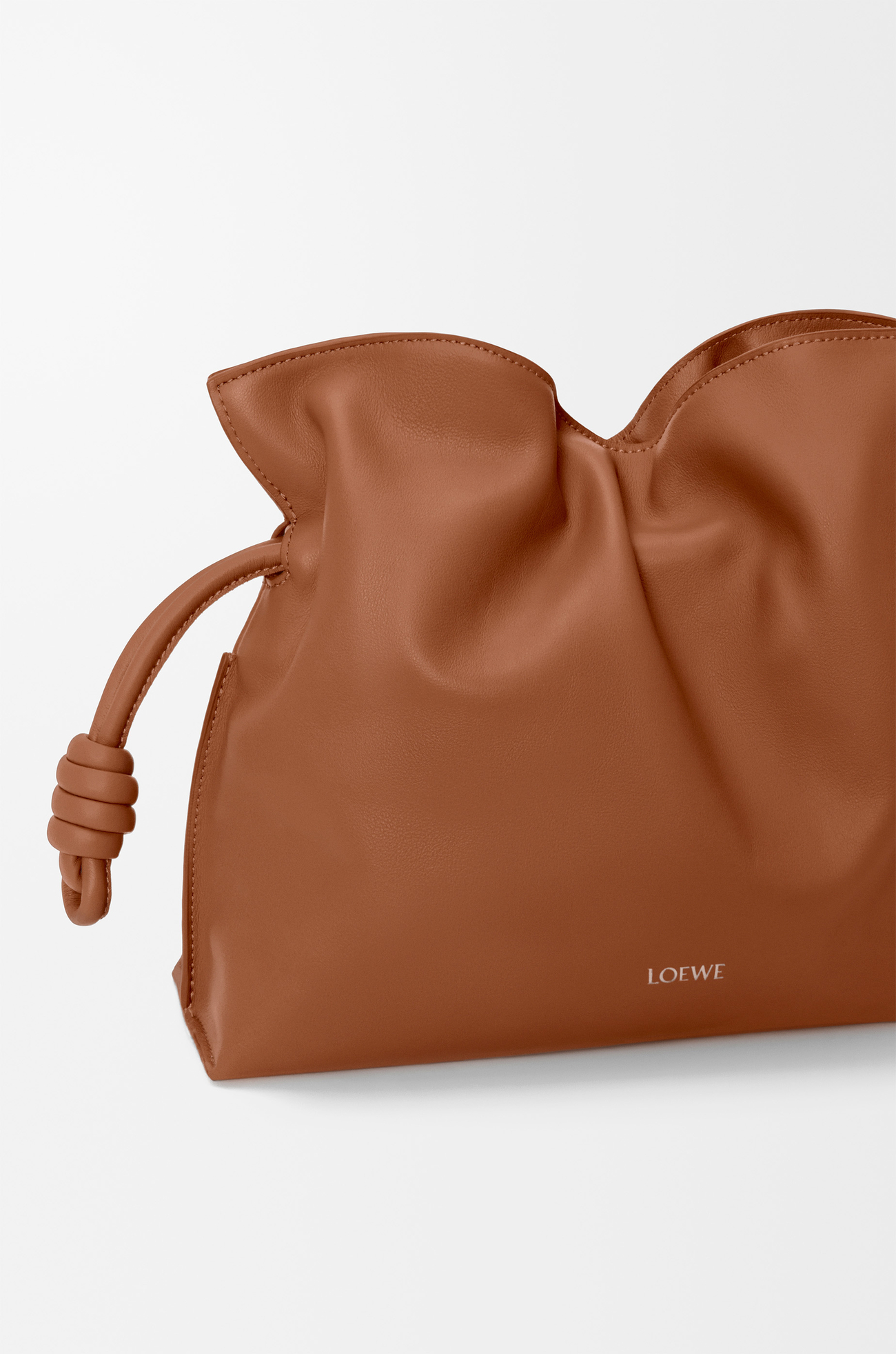 LOEWE Borsa Flamenco Clutch media in nappa di vitello Marrone Scoiattolo