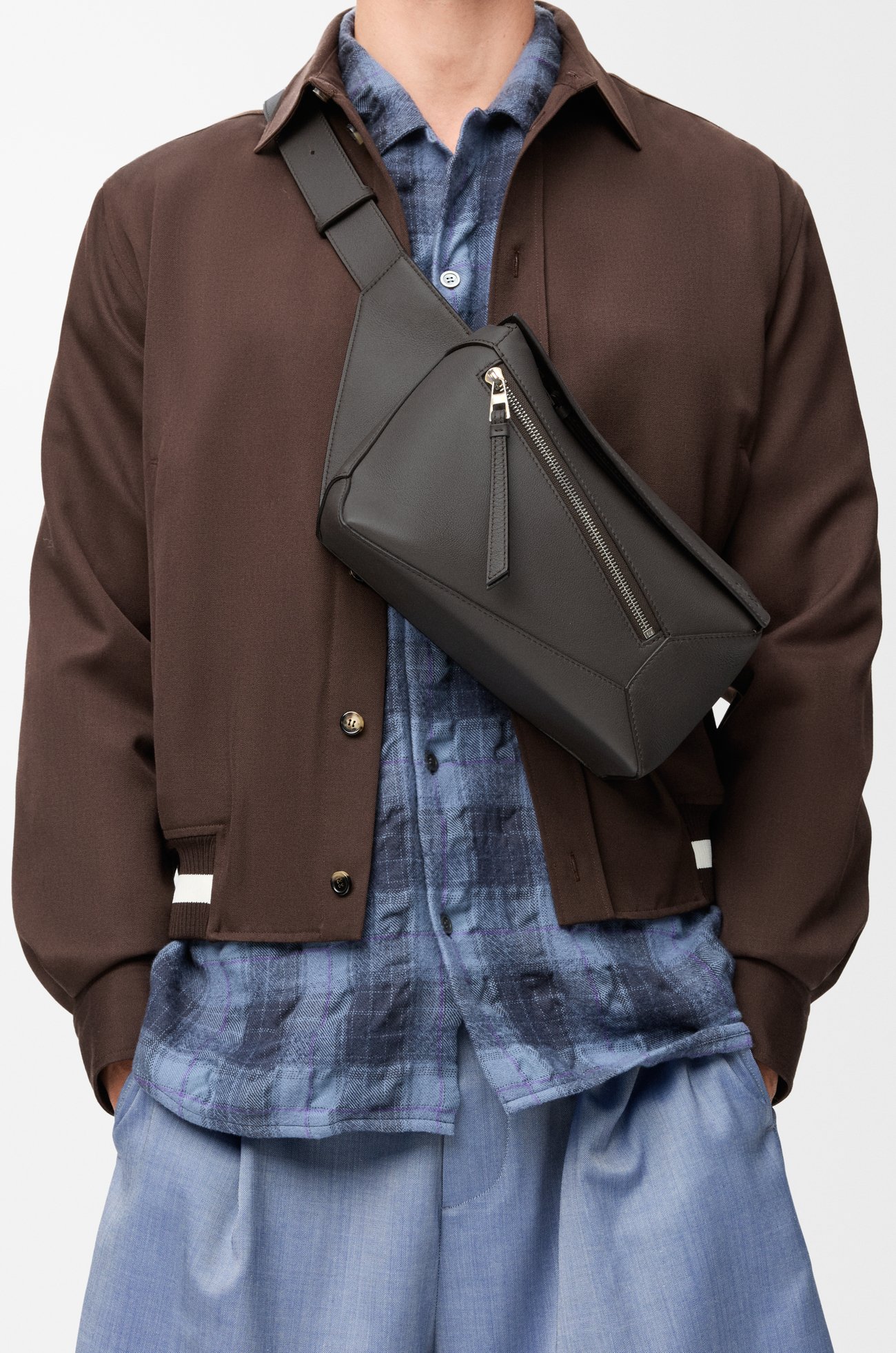 LOEWE Small Puzzle Edge bumbag in classic calfskin Dark Grey