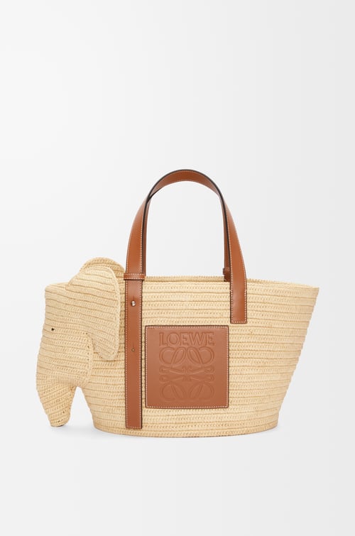 LOEWE Elephant basket in raffia and calfskin Natural/Tan plp_rd