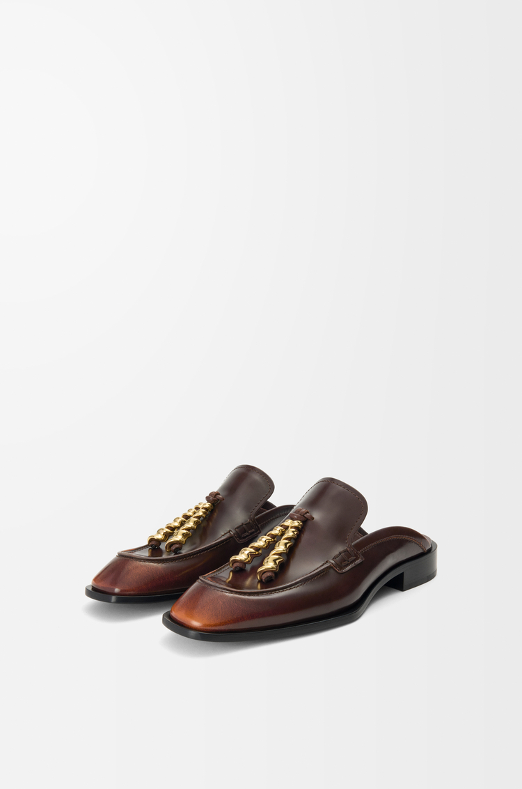 LOEWE 엣지 로퍼 뮬 -  브러시드 오프 카프스킨 브라운