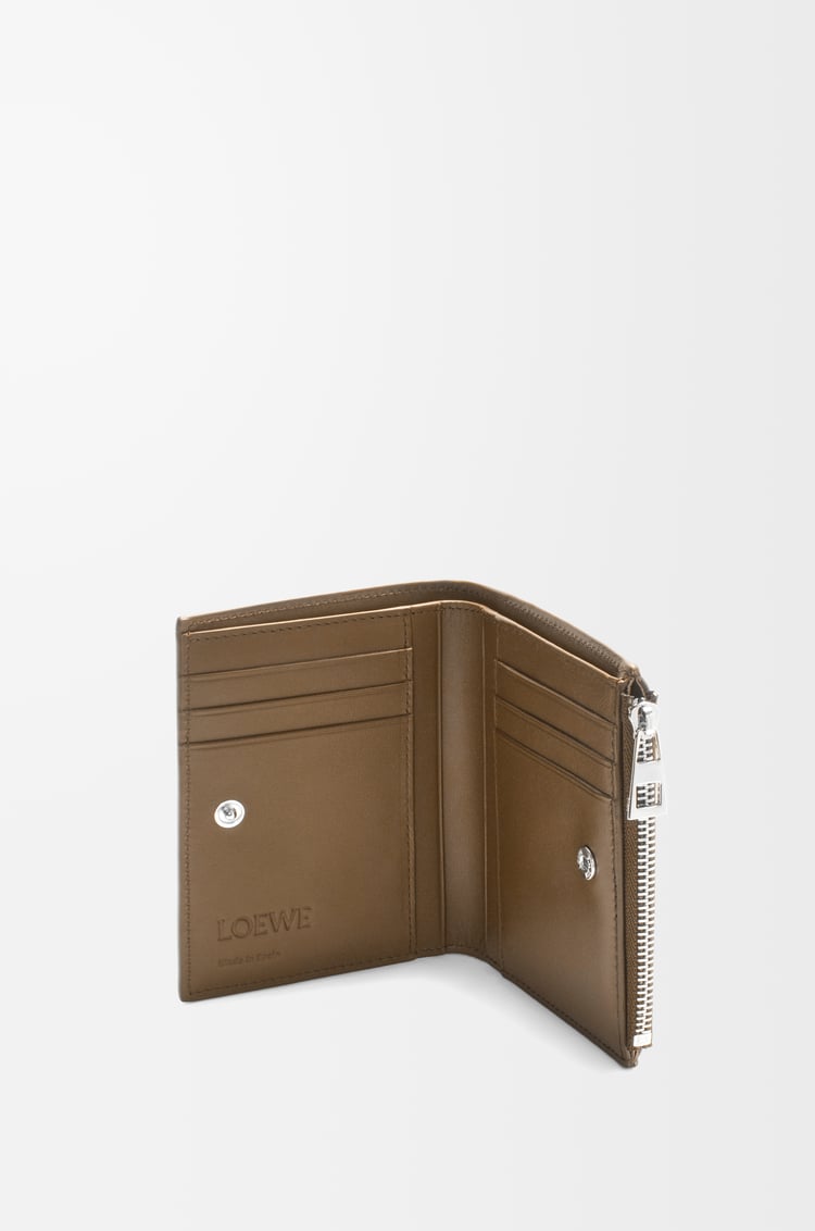 LOEWE Portefeuille compact fin en cuir de cerf Toundra
