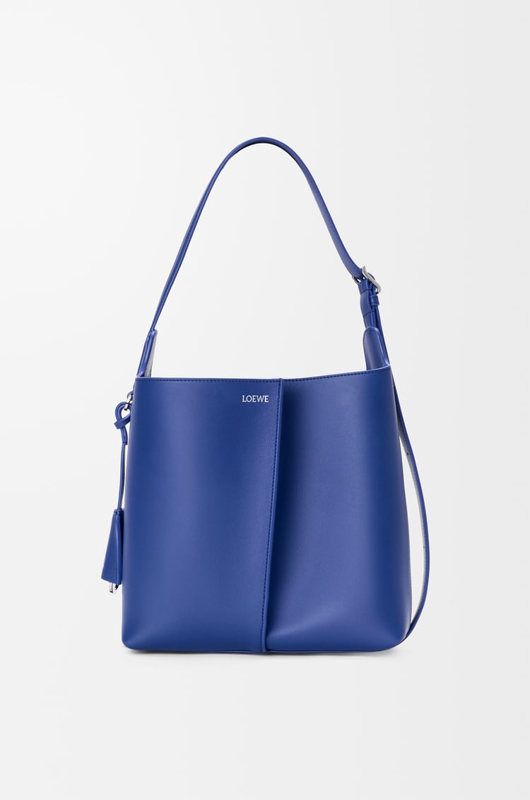 LOEWE Bolso Bilbao bucket mediano en piel de ternera lisa Azul Estelar