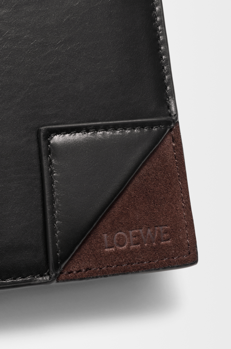 LOEWE 柔軟粒面小牛皮和麂皮 Switch 雙摺皮夾 黑色/濃縮咖啡色