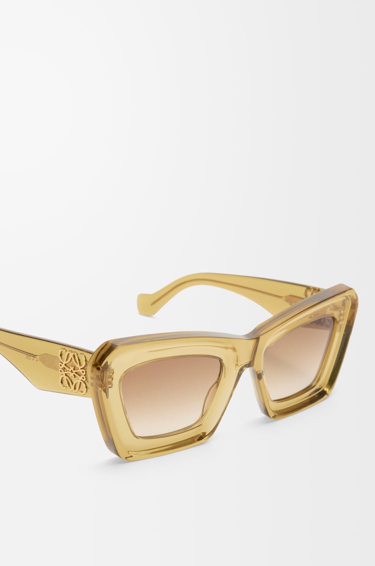 LOEWE 斜面貓眼造型太陽眼鏡 透明橄欖色