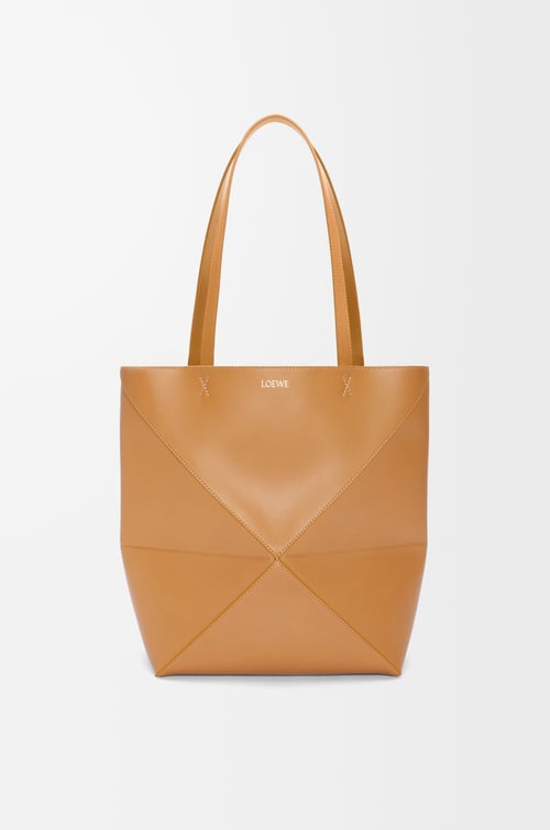 LOEWE Bolso Puzzle Fold tote mediano en piel de ternera Desierto Cálido plp_rd