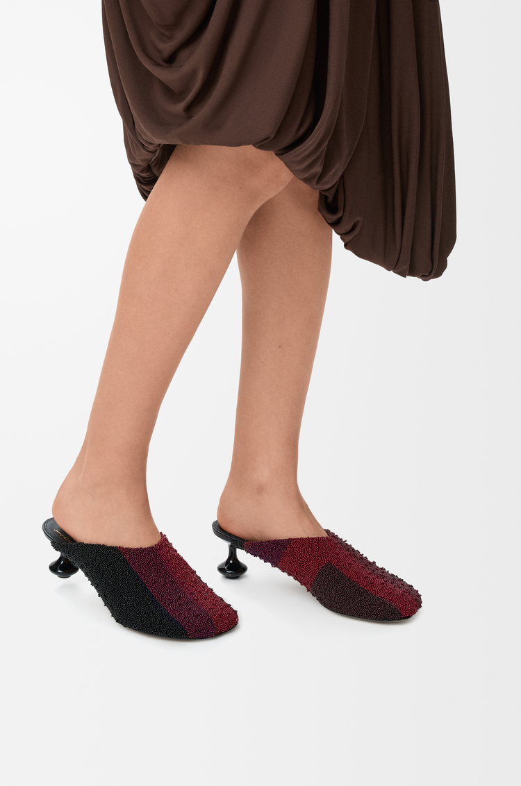 LOEWE Mule Toy en lona bordada Negro/Burdeos Oscuro