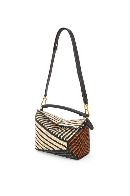 LOEWE Small Puzzle Edge bag in raffia and calfskin Natural/Honey Gold plp_rd