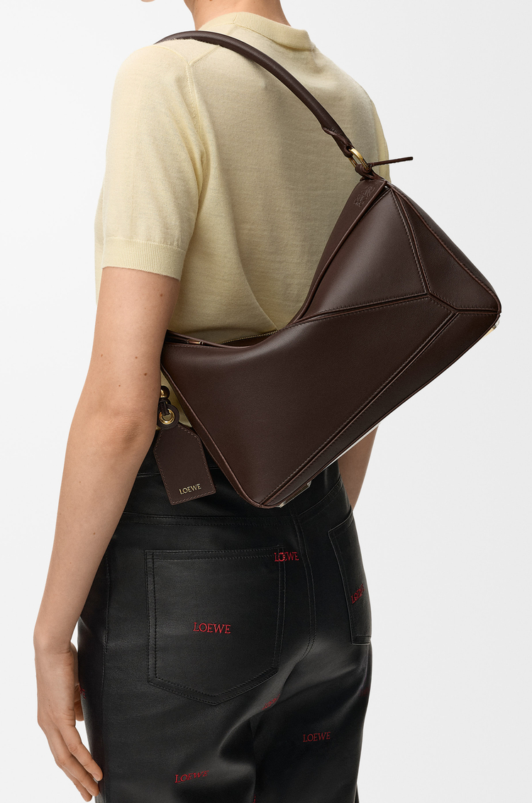 LOEWE Medium Featherlight Puzzle bag in nappa lambskin Dark Chestnut