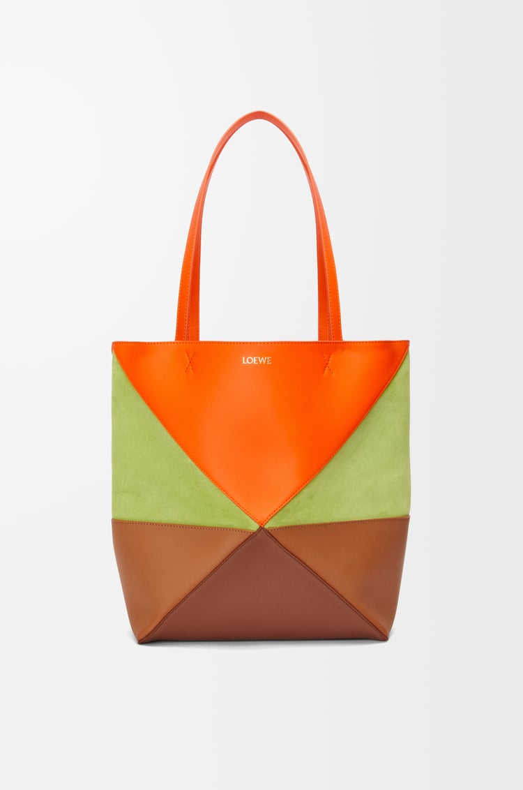 LOEWE Bolso Puzzle Fold tote mediano en piel de ternera y ante Naranja Vivo/Verde