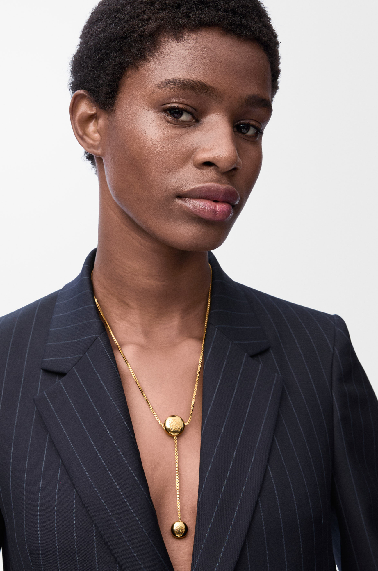 LOEWE Anagram Pebble necklace in sterling silver Gold plp_rd