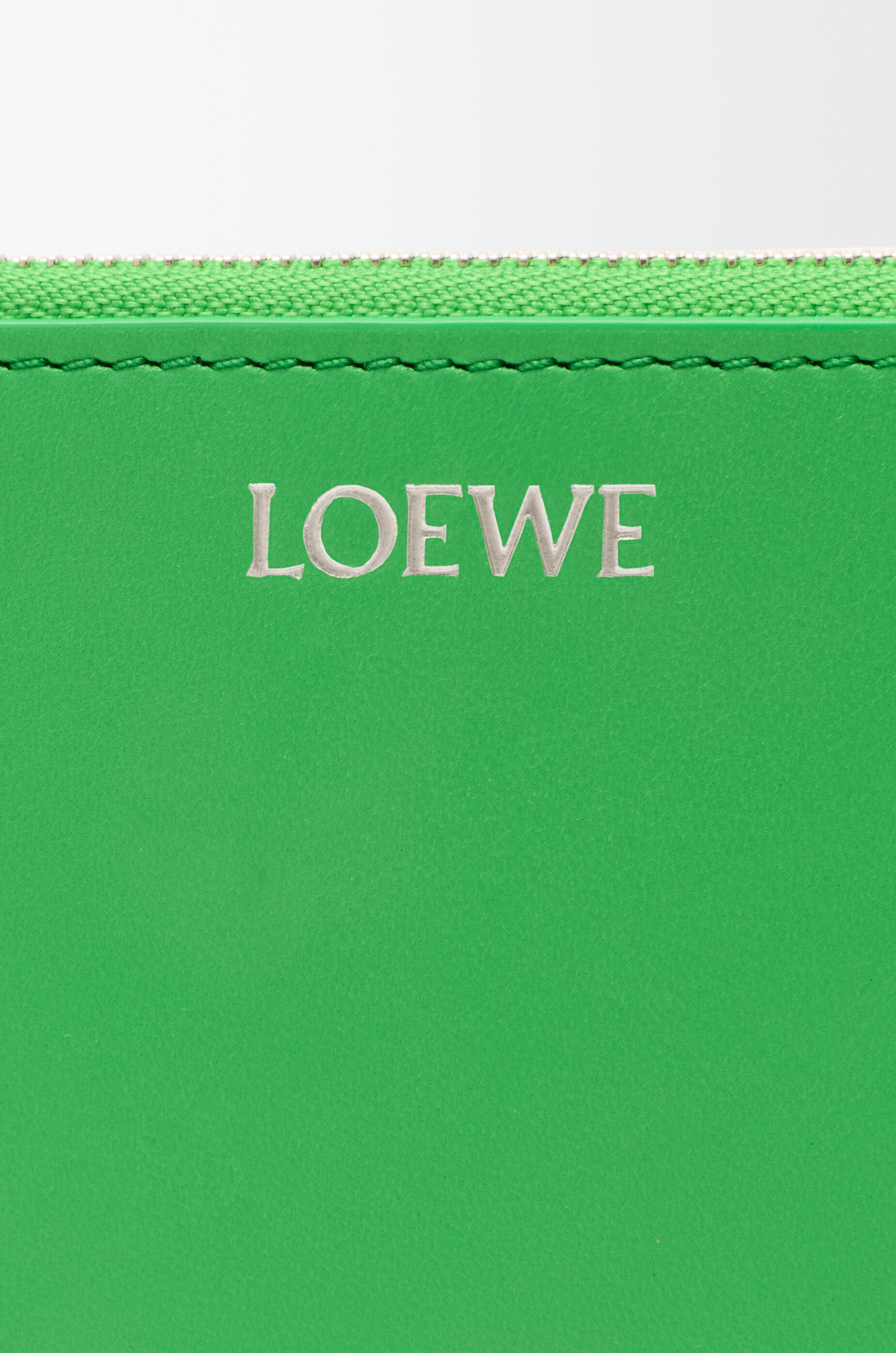 Knot coin cardholder in shiny nappa calfskin Green - LOEWE USA
