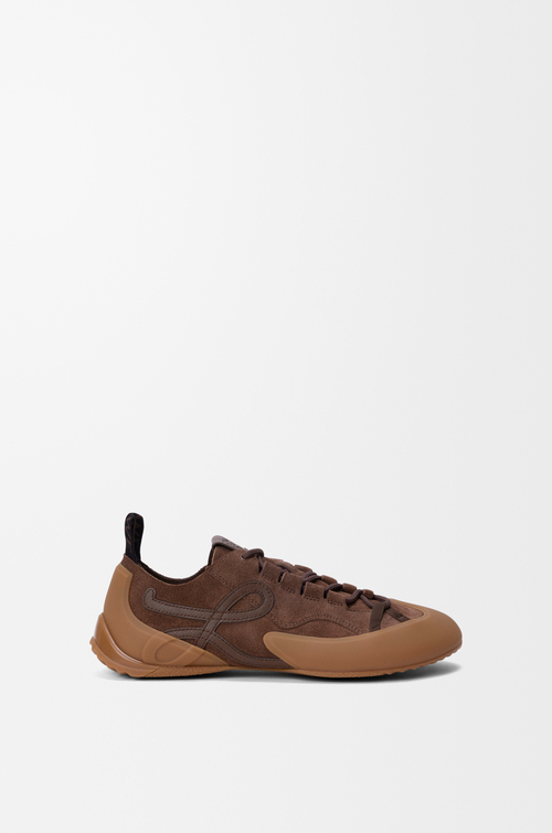 LOEWE Zapatilla Grip en ante de piel de ternera Bizcocho