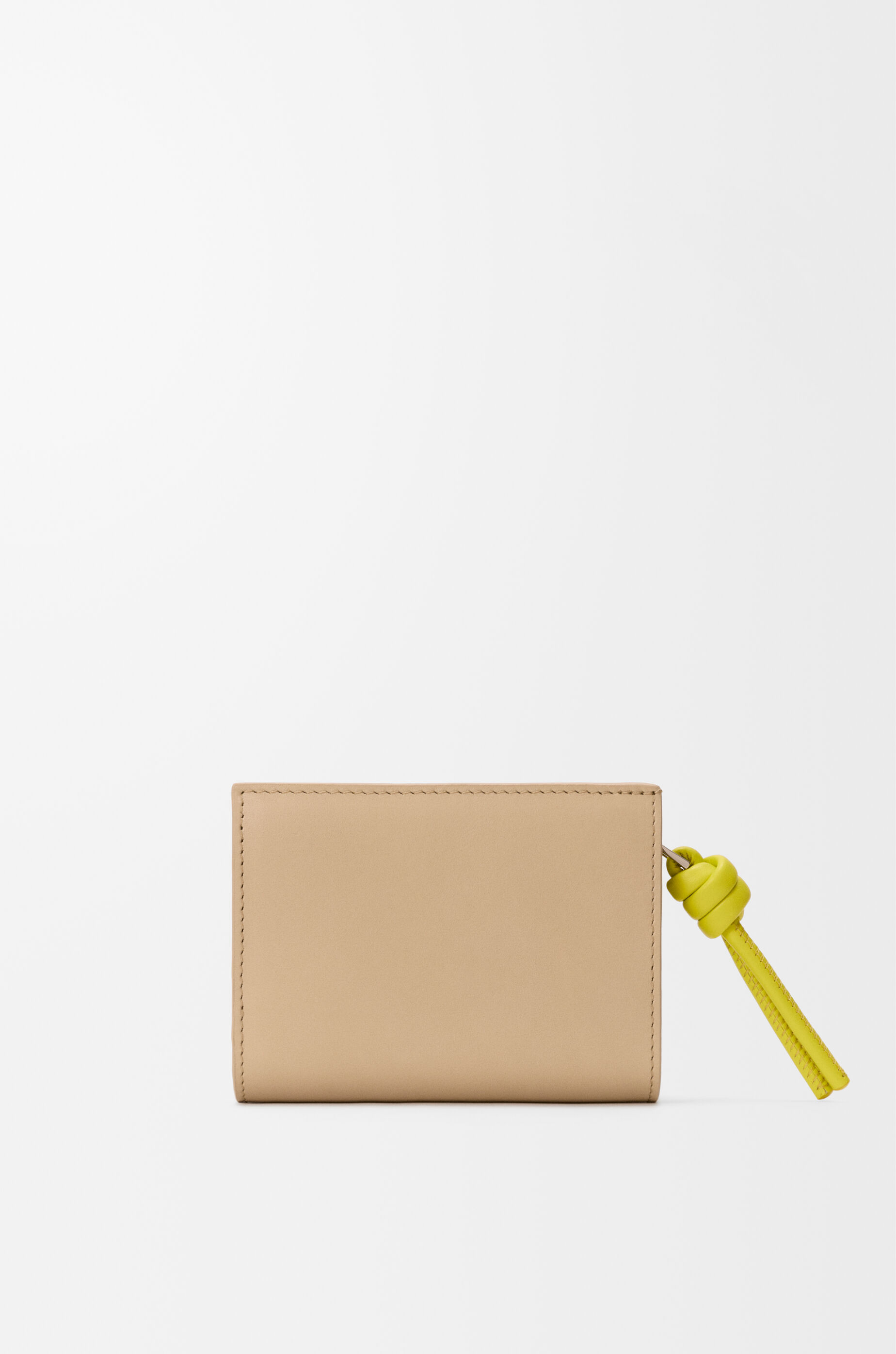 Knot compact wallet in shiny nappa calfskin Beige - LOEWE USA