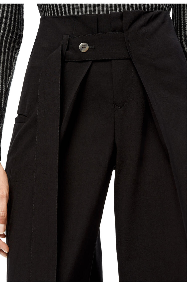 LOEWE Cropped belted trousers in wool Black pdp_rd