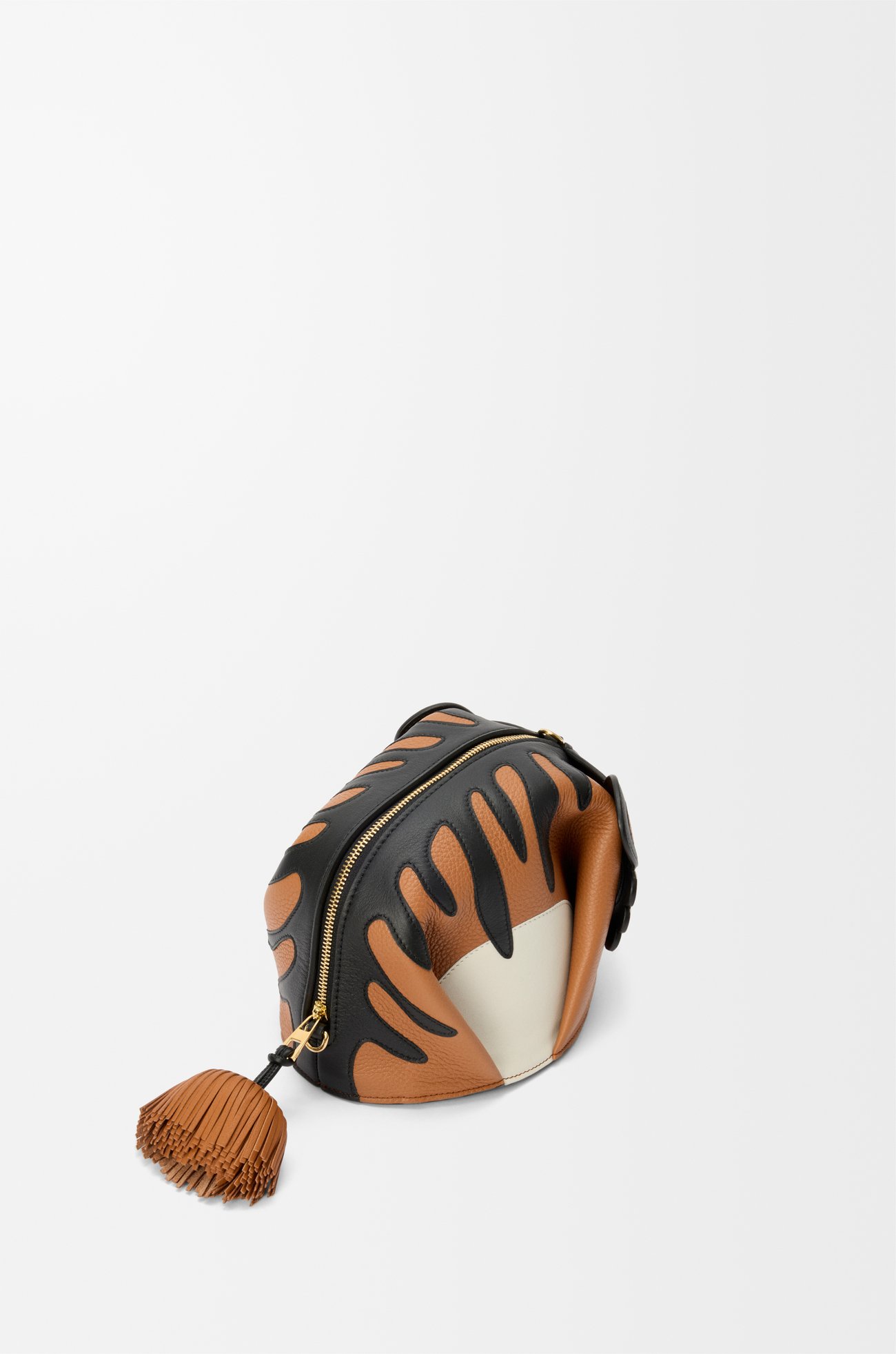 LOEWE Tiger bag in calfskin Cognac