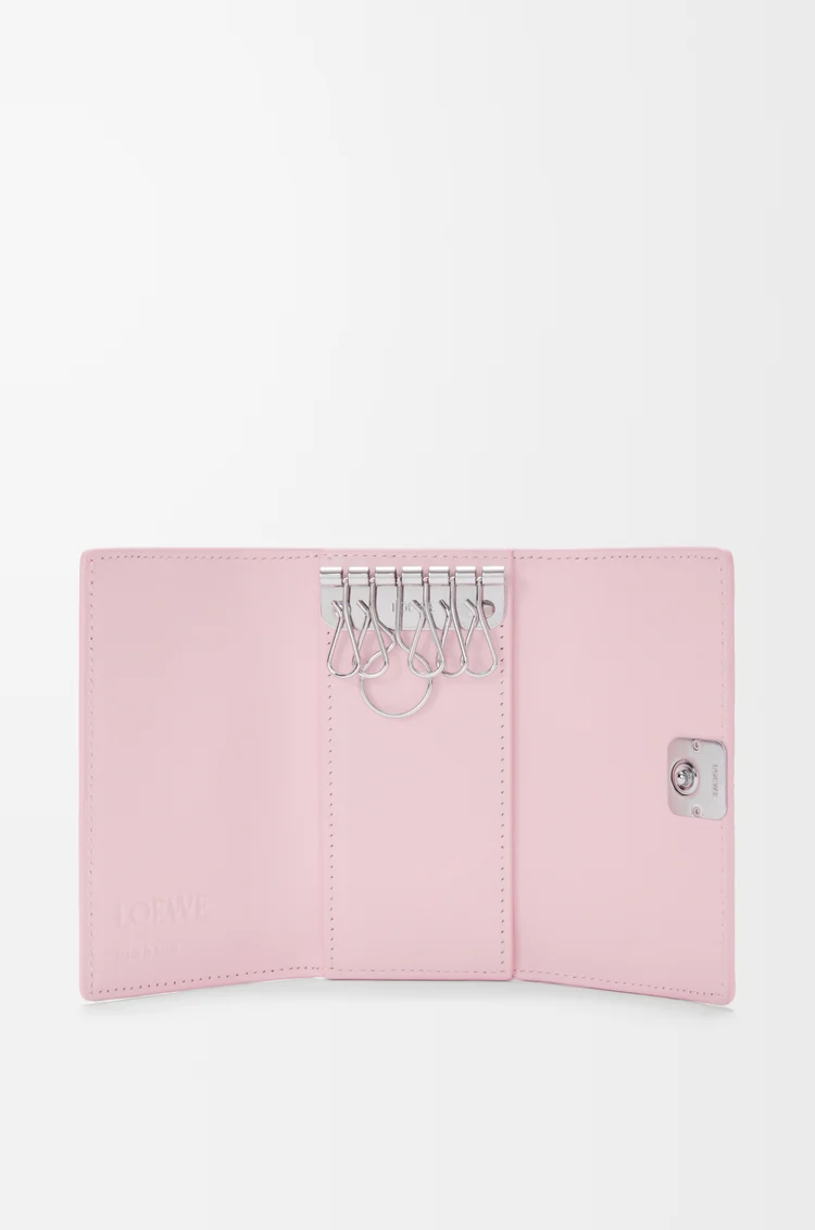LOEWE アナグラム キーケース（ペブルグレインカーフ） ブロッサム