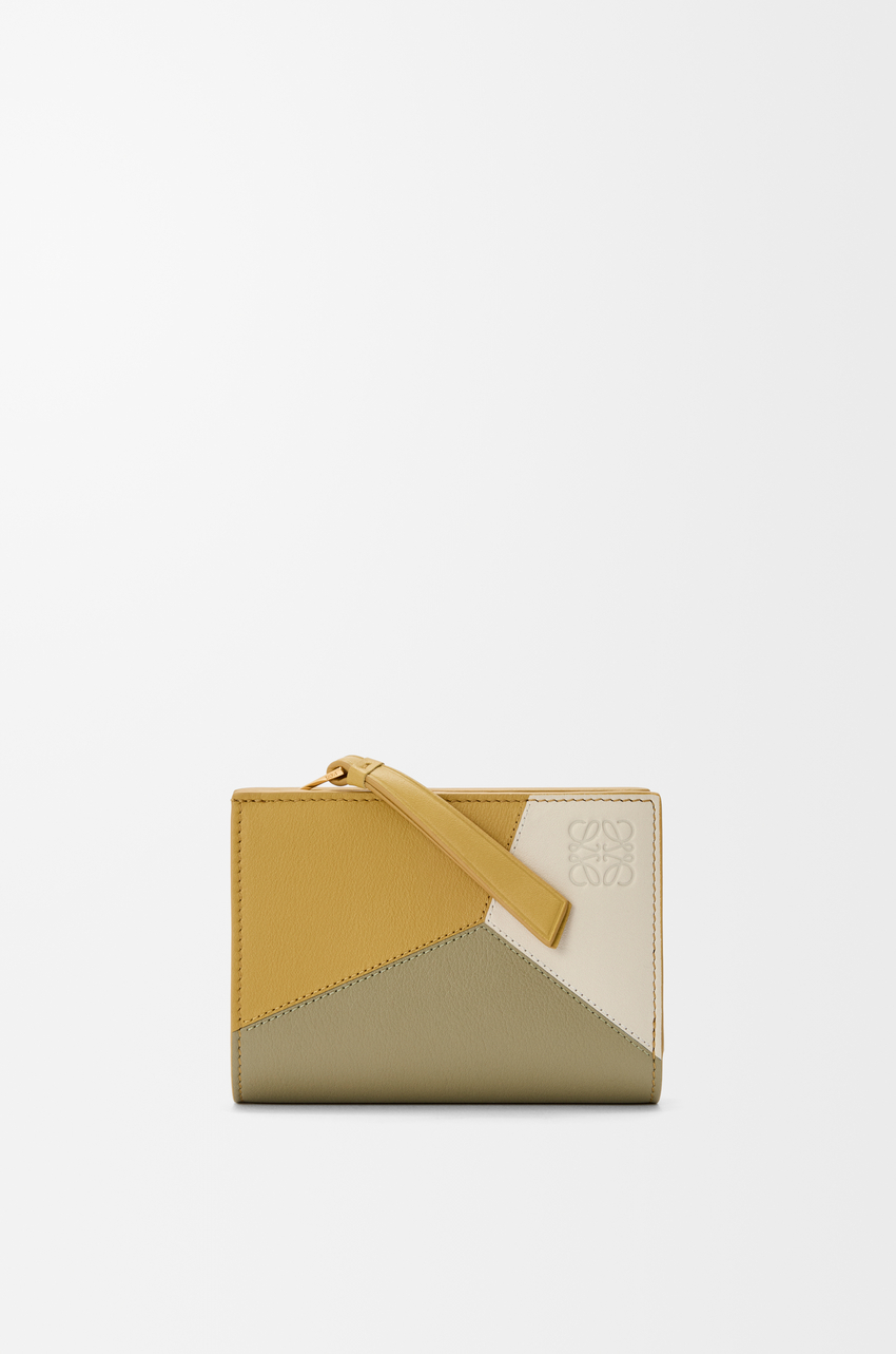 Puzzle compact wallet in classic calfskin