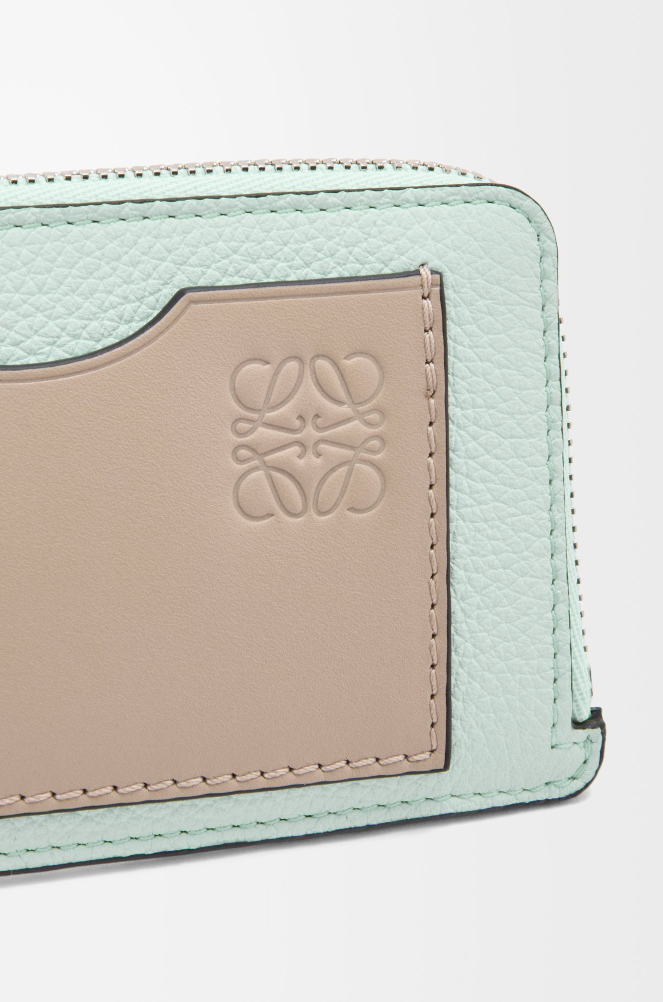 LOEWE Coin cardholder in soft grained calfskin Frozen/Clay