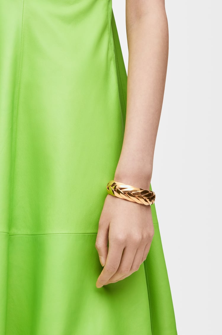 LOEWE Amplio brazalete trenzado en plata de ley Dorado