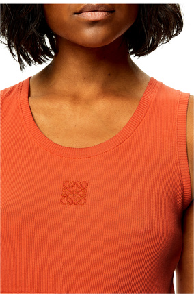 LOEWE Camiseta cropped Anagram en algodón sin mangas Butano