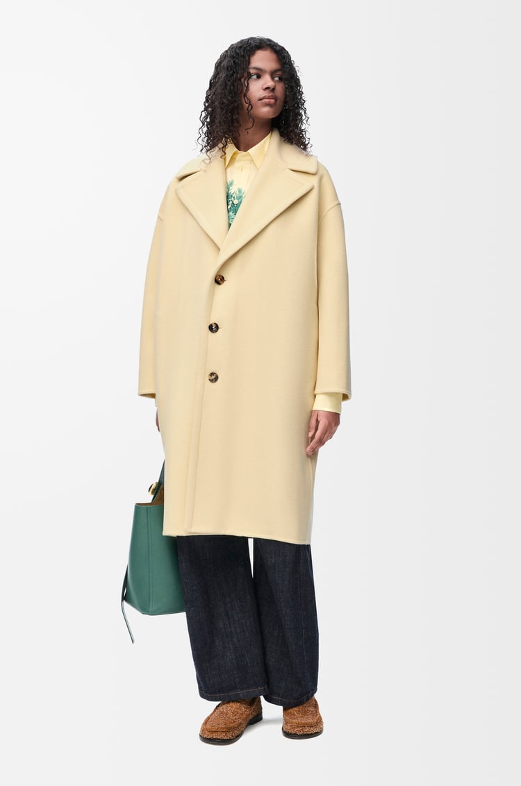 LOEWE Coat in wool Vanilla