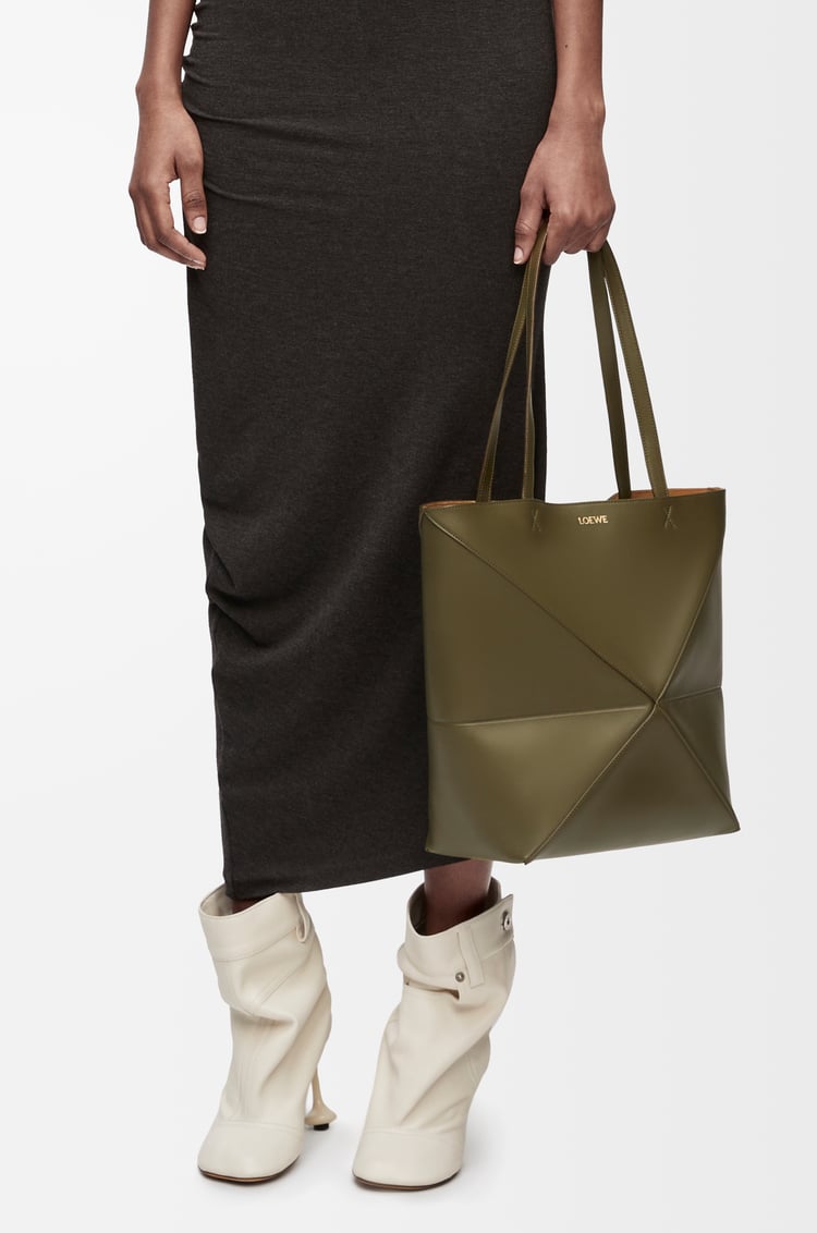 LOEWE パズルフォルド トート （シャイニーカーフ） ダークカーキ