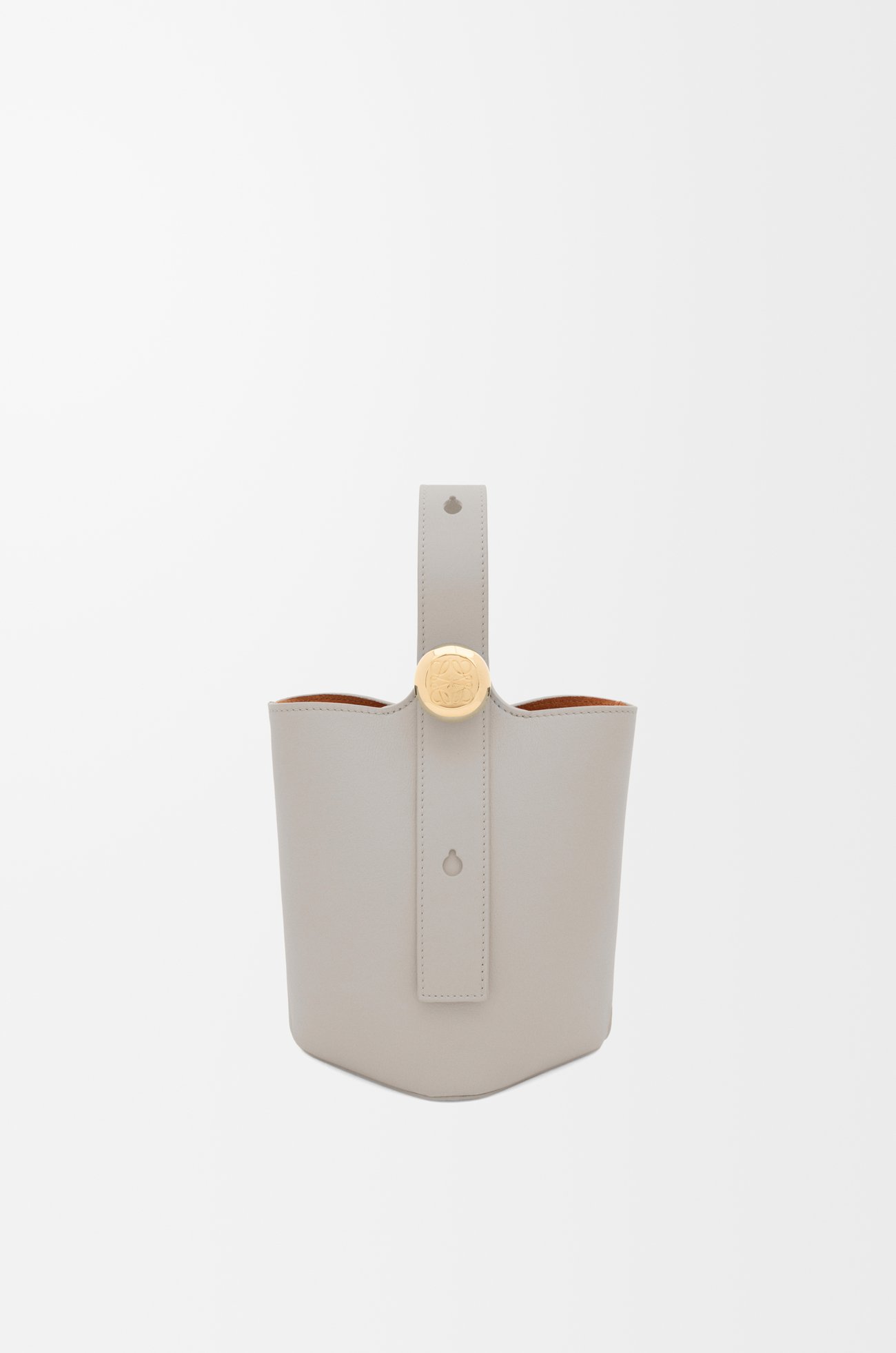LOEWE ペブル バケットバッグ ミニ（スムースカーフ） シェルグレー