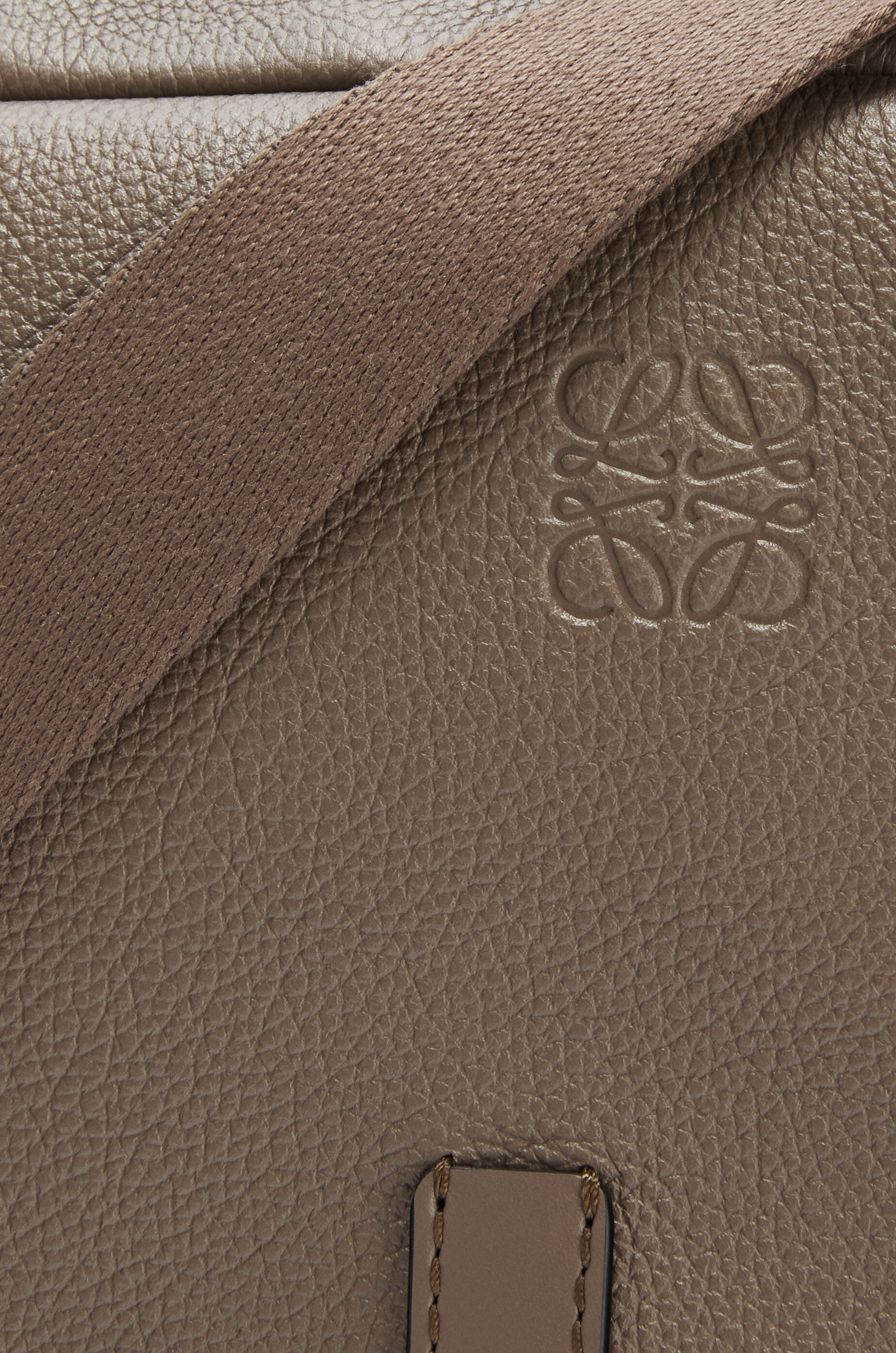 GUCCI 26S SHOULDER BAG 21 IN MOSS GREEN EMBOSSED SUEDE AND CALFSKIN