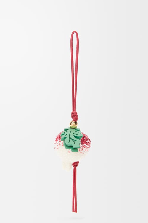 LOEWE Charm Radish en fieltro con cuentas Carmesí/Blanco Suave plp_rd