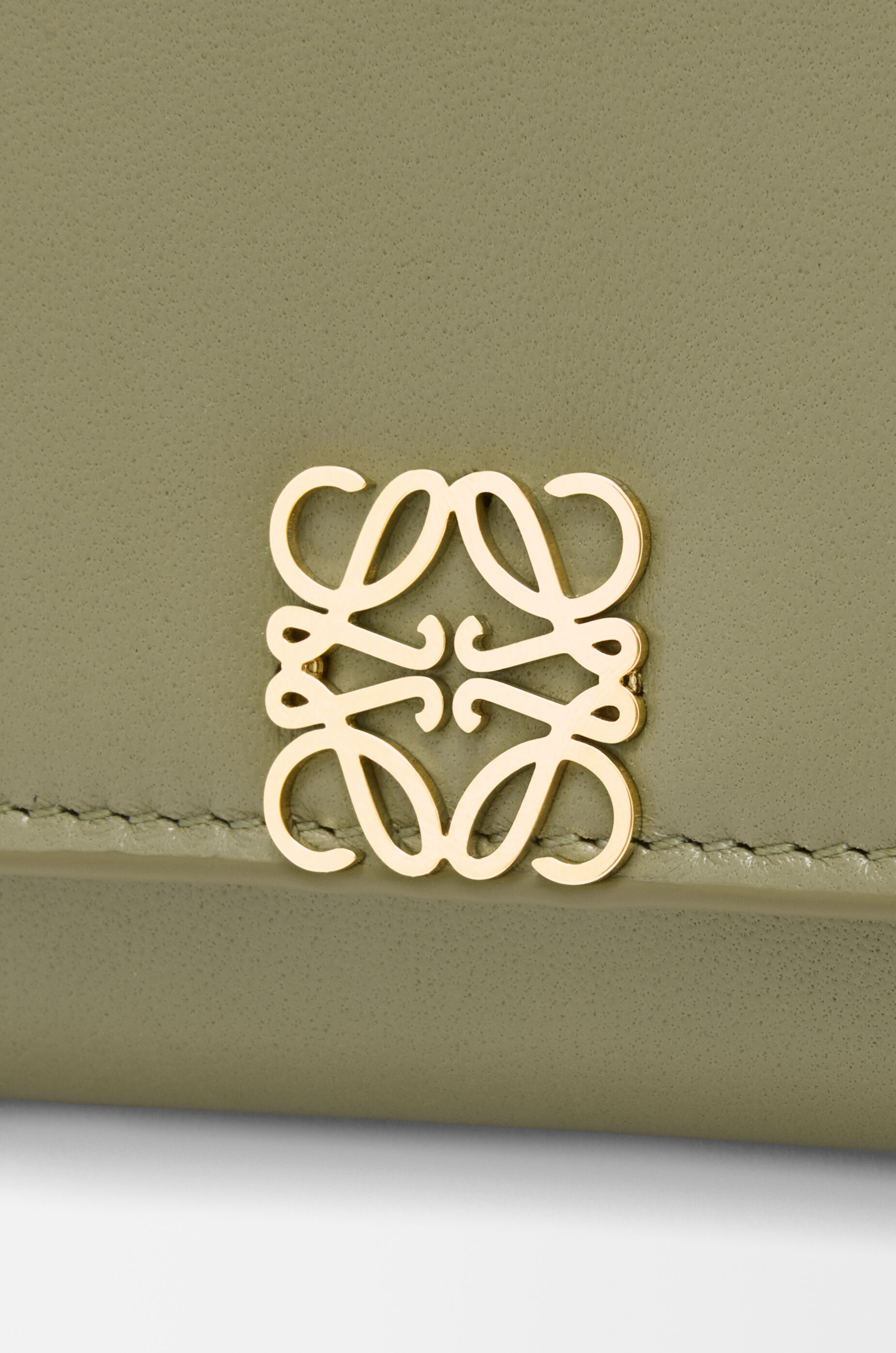 【LOEWE】ANAGRAM パファー バーティカル ウォレット スモール パファー アナグラム バーティカル ウォレット スモール