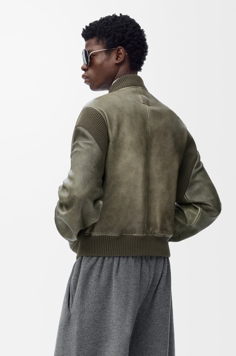 LOEWE Chaqueta bomber en piel napa de cordero Verde Caqui