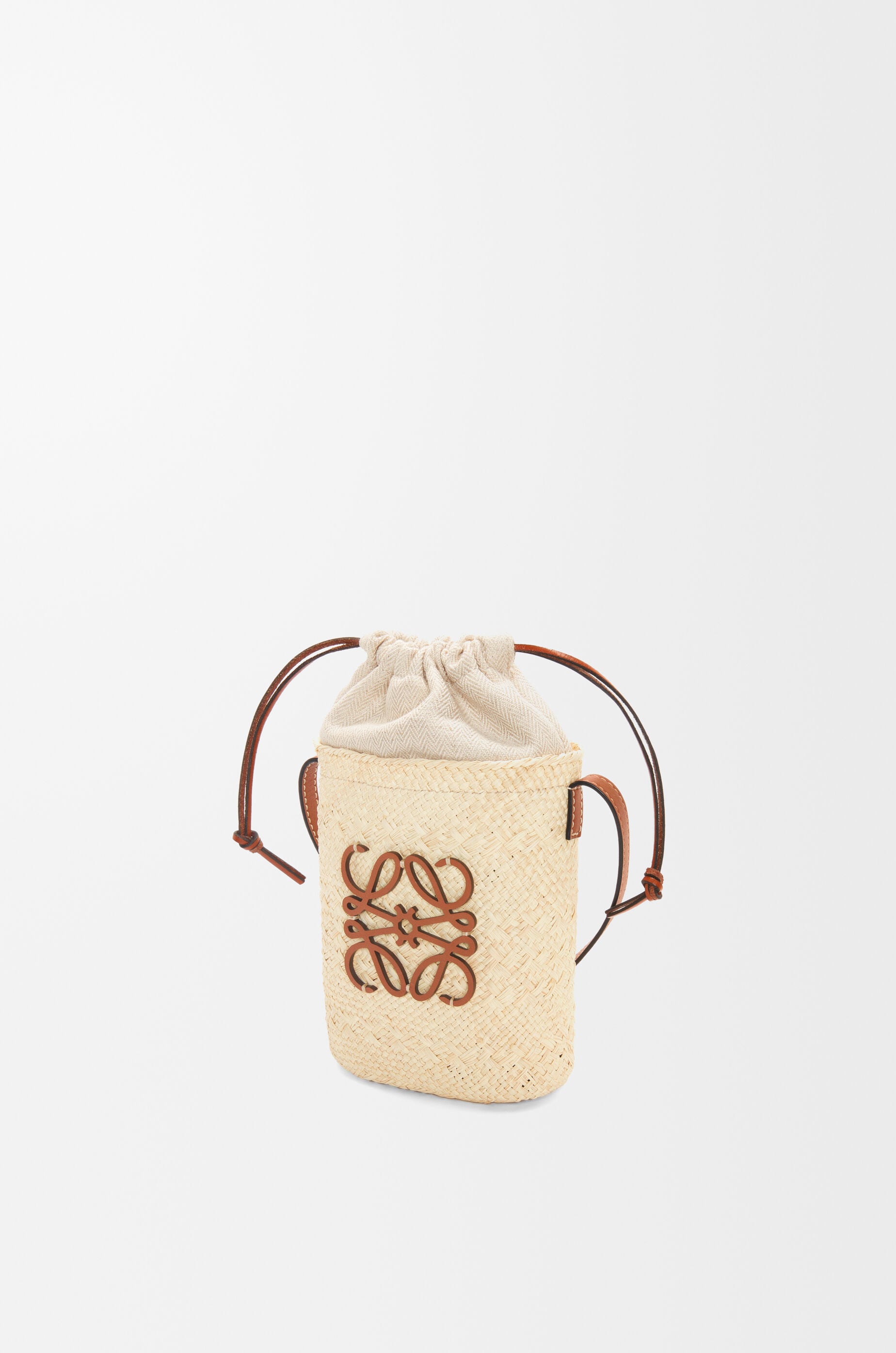 LOEWE（ロエベ）シリンダーポケット（イラカヤシ＆カーフ） Square pocket in iraca palm and calfskin Beige - LOEWE USA