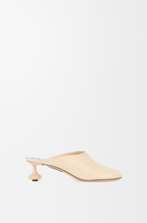 LOEWE トイ ミュール（ゴート） オーツミルク