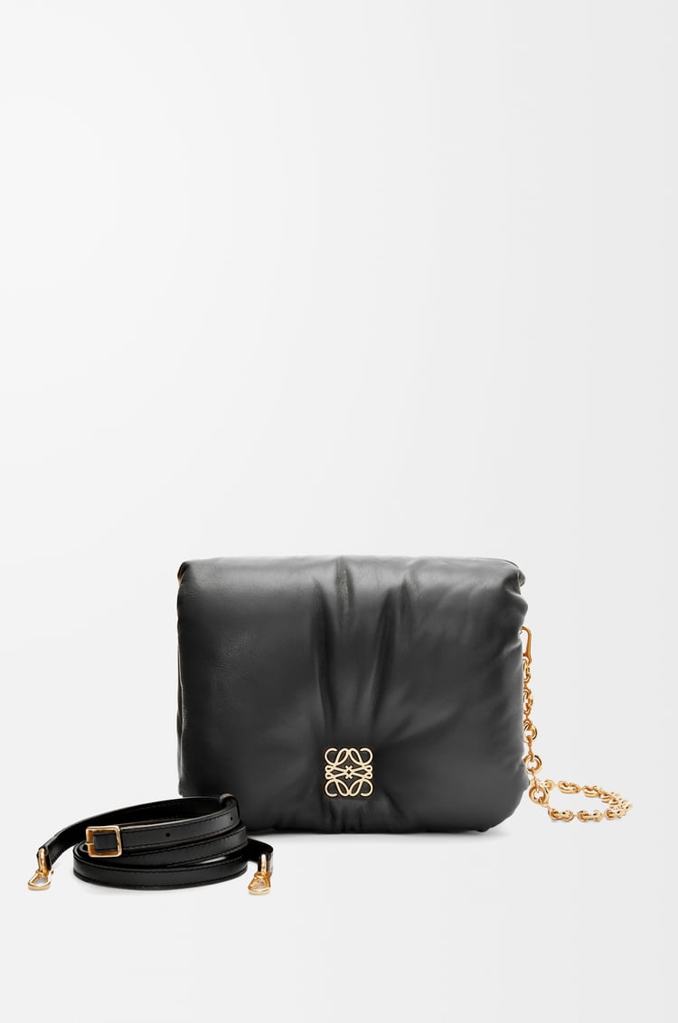 LOEWE Bolso Goya Puffer mediano en piel napa de cordero Negro