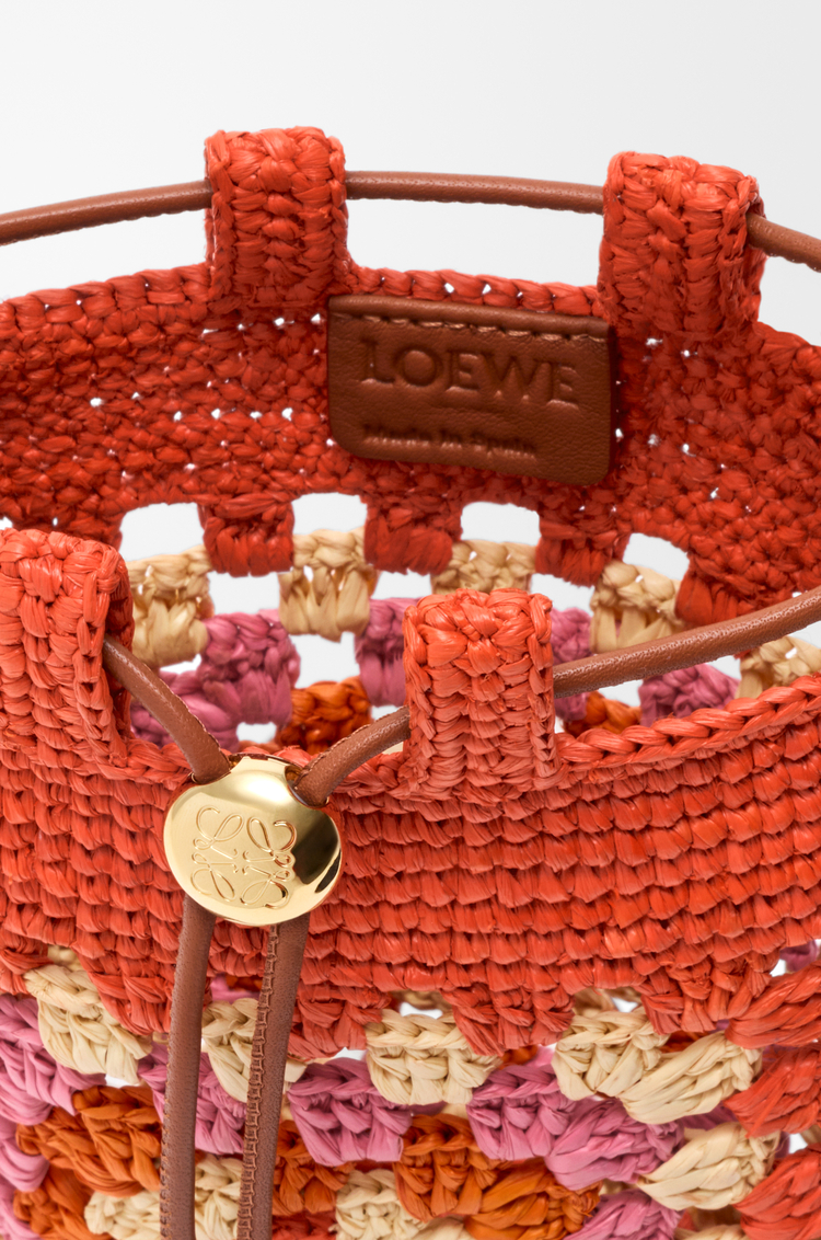 LOEWE Bolso pequeño con cordón en piel de ternera clásica y rafia Naranja Brillante/Rosa