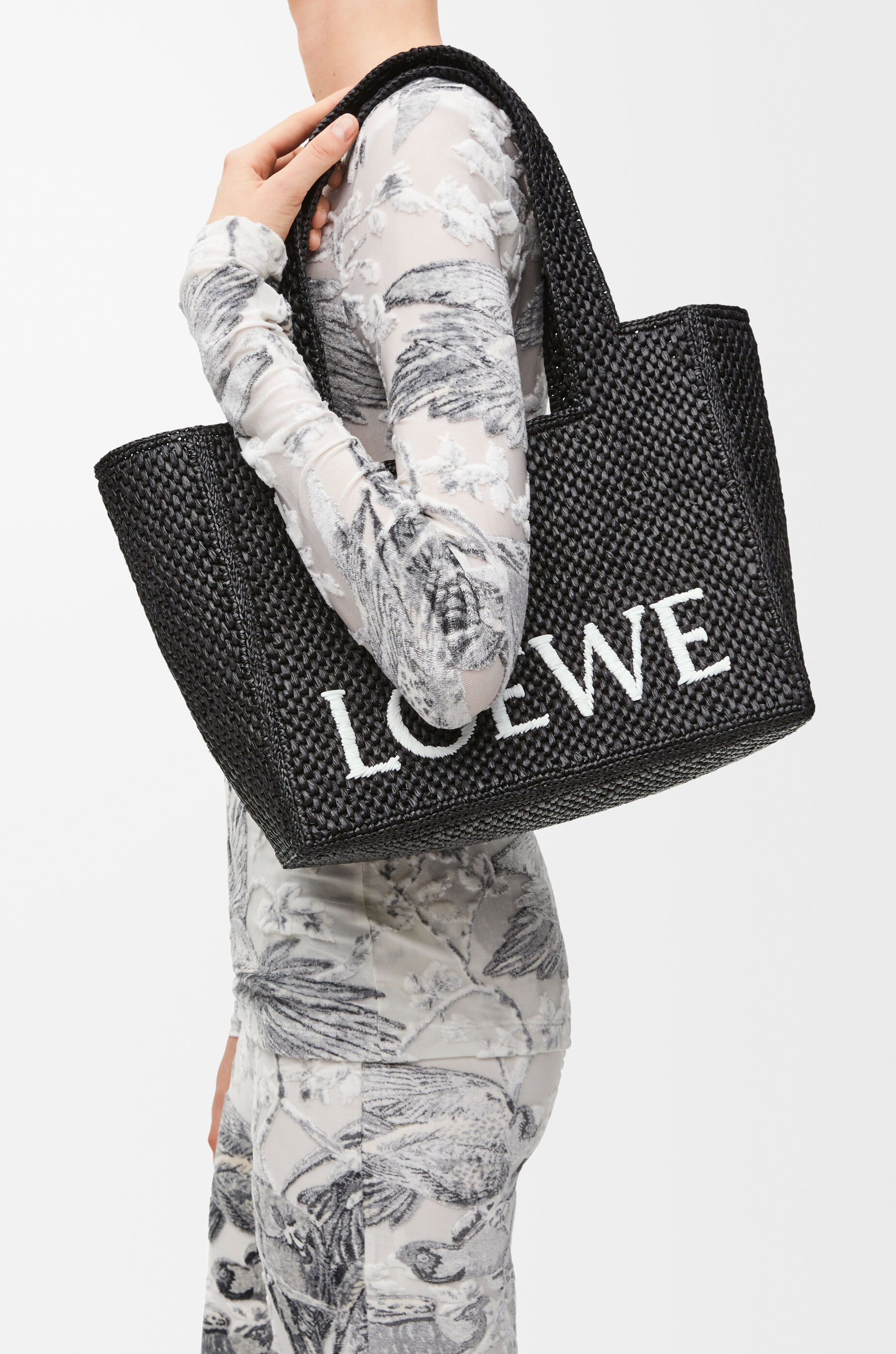 Medium LOEWE Font tote in raffia Black - LOEWE