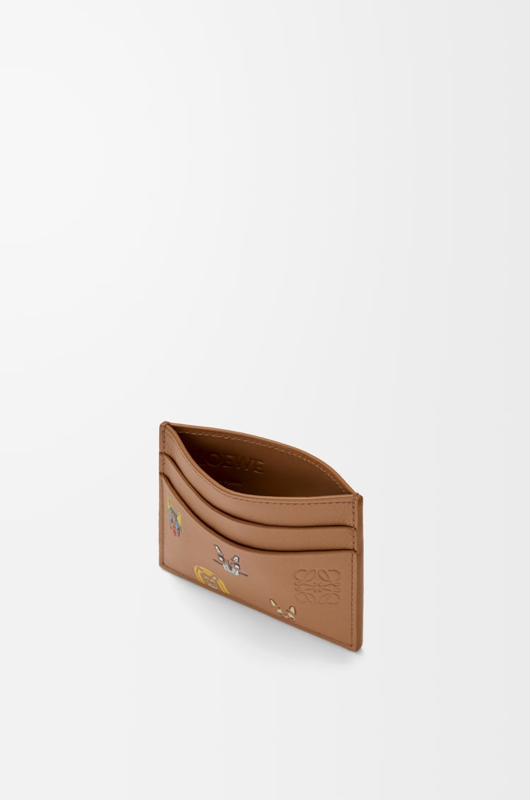 LOEWE Tarjetero liso Cats en piel de ternera Moca