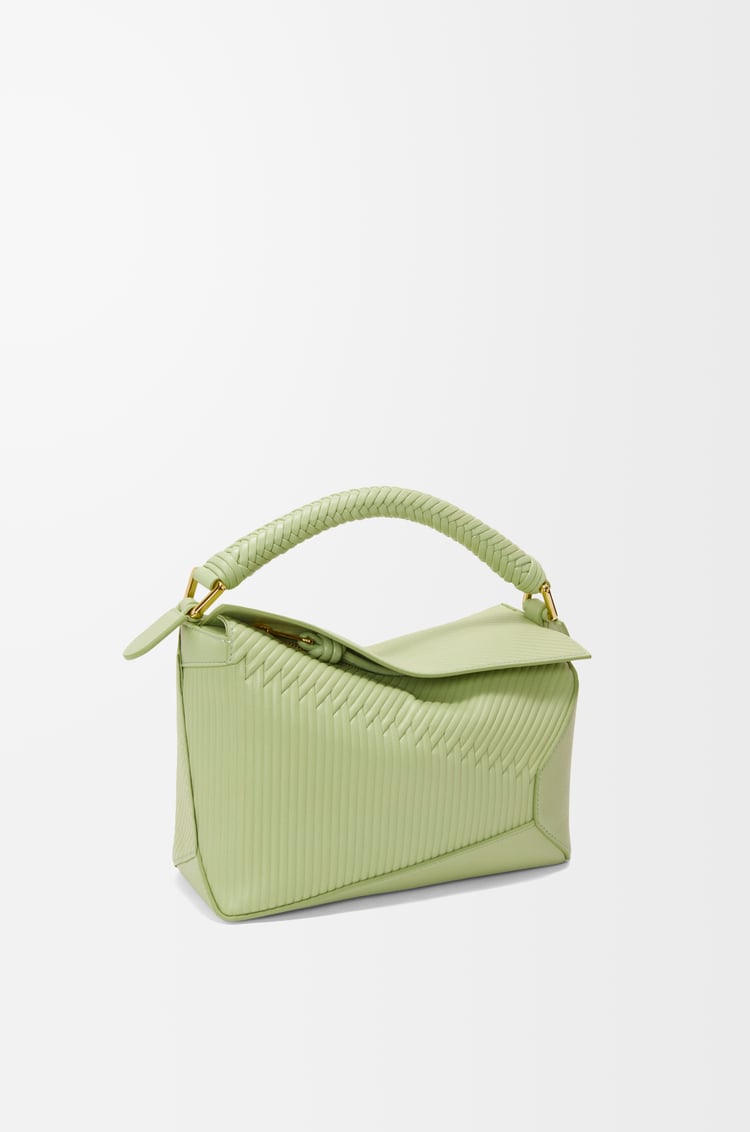 LOEWE パズルバッグ スモール（カーフ） ライトペアー