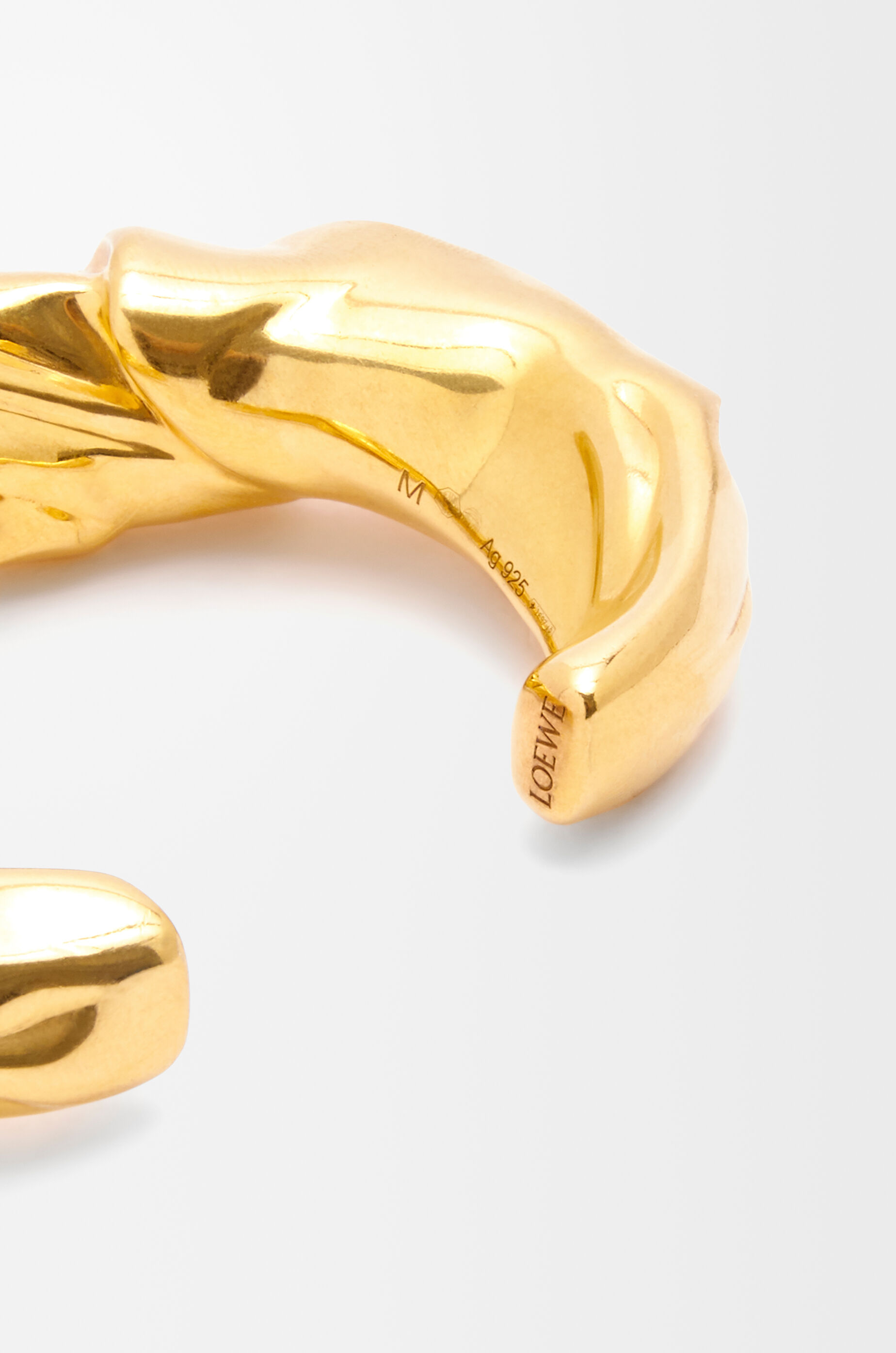 Medium nappa twist cuff in sterling silver Gold - LOEWE