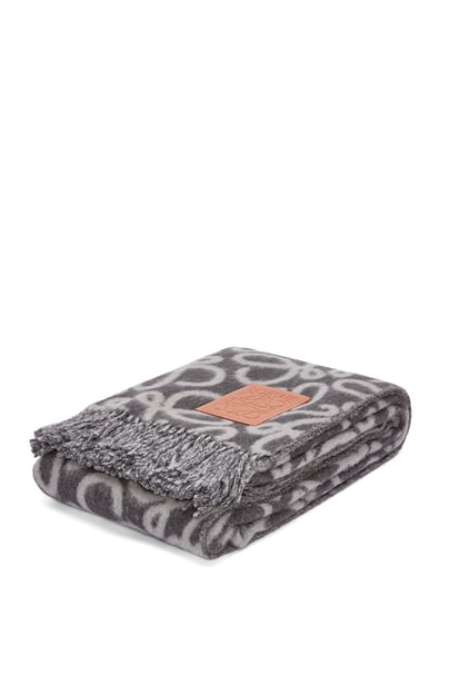 LOEWE Anagram blanket in alpaca and wool Black/Grey plp_rd