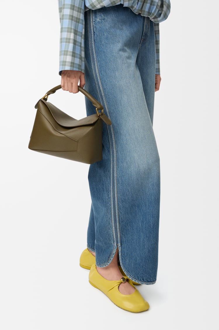LOEWE Borsa Puzzle Edge piccola in pelle di vitello classica Kaki Scuro