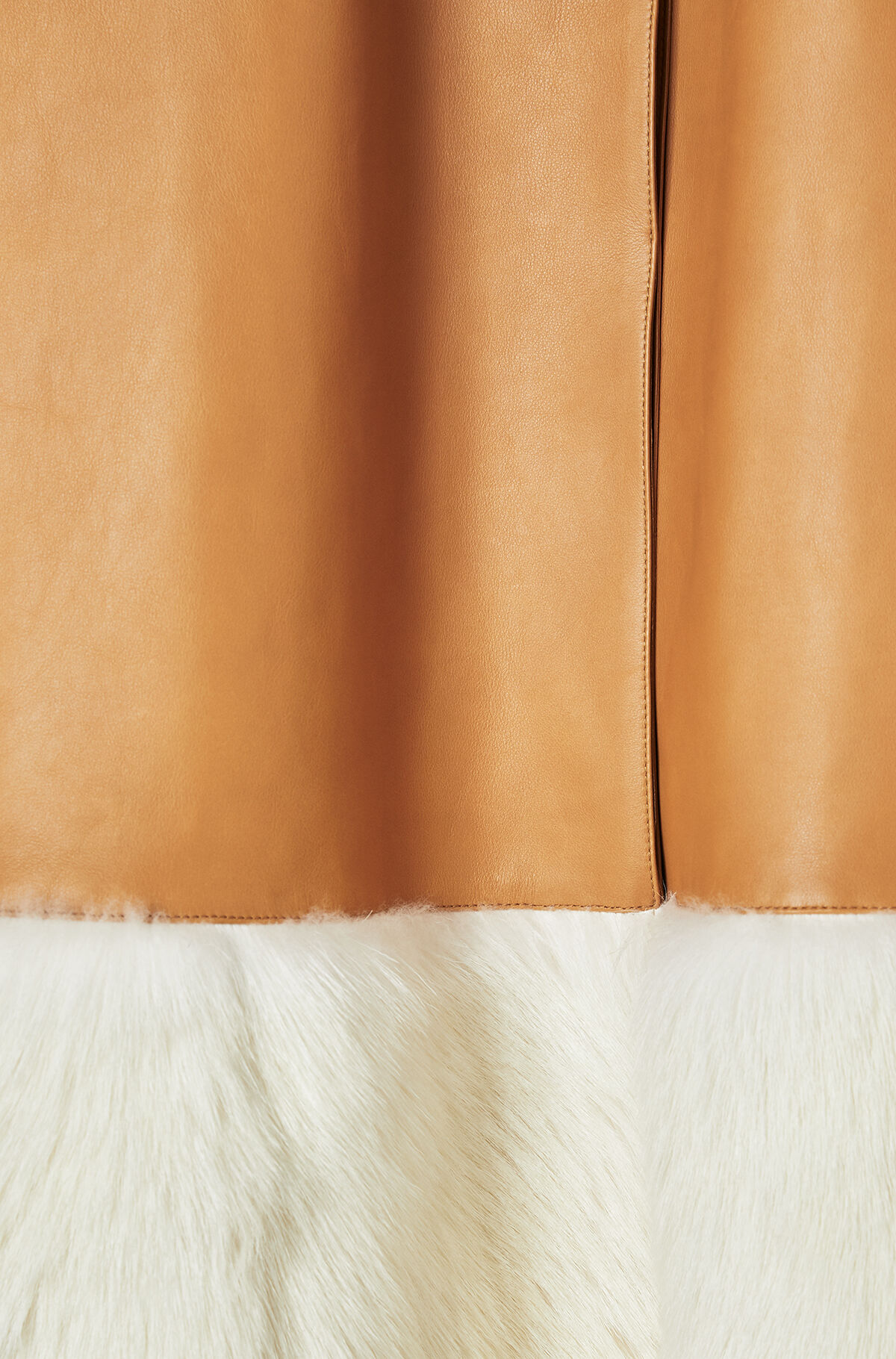 shearling trim coat 焦糖色/白色