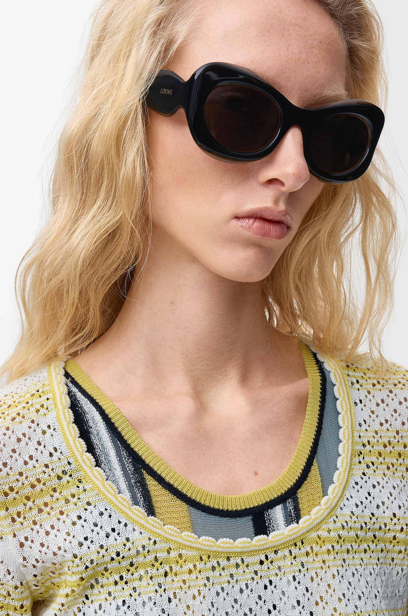 LOEWE Sierra 蝴蝶造型太阳镜 黑色