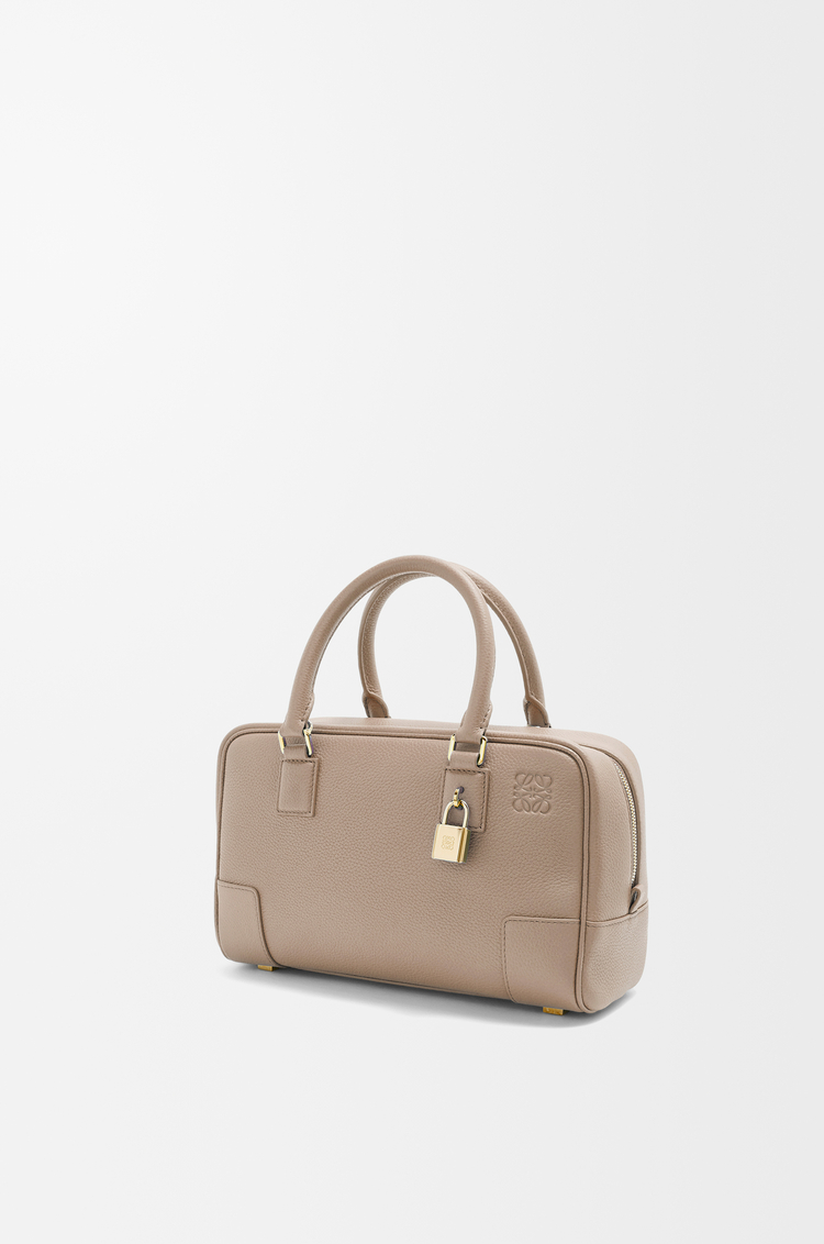 LOEWE アマソナ23 バッグ（ソフトグレインカーフ） サンド