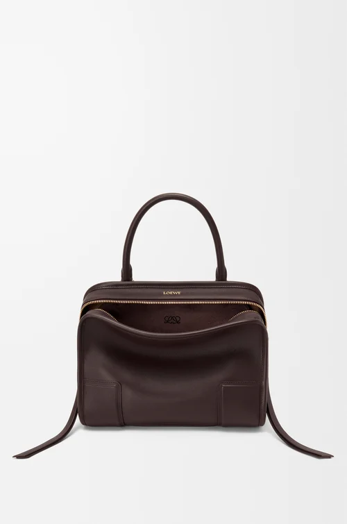 LOEWE Bolso Amazona 180 pequeño en piel de ternera suave Brownie Oscuro
