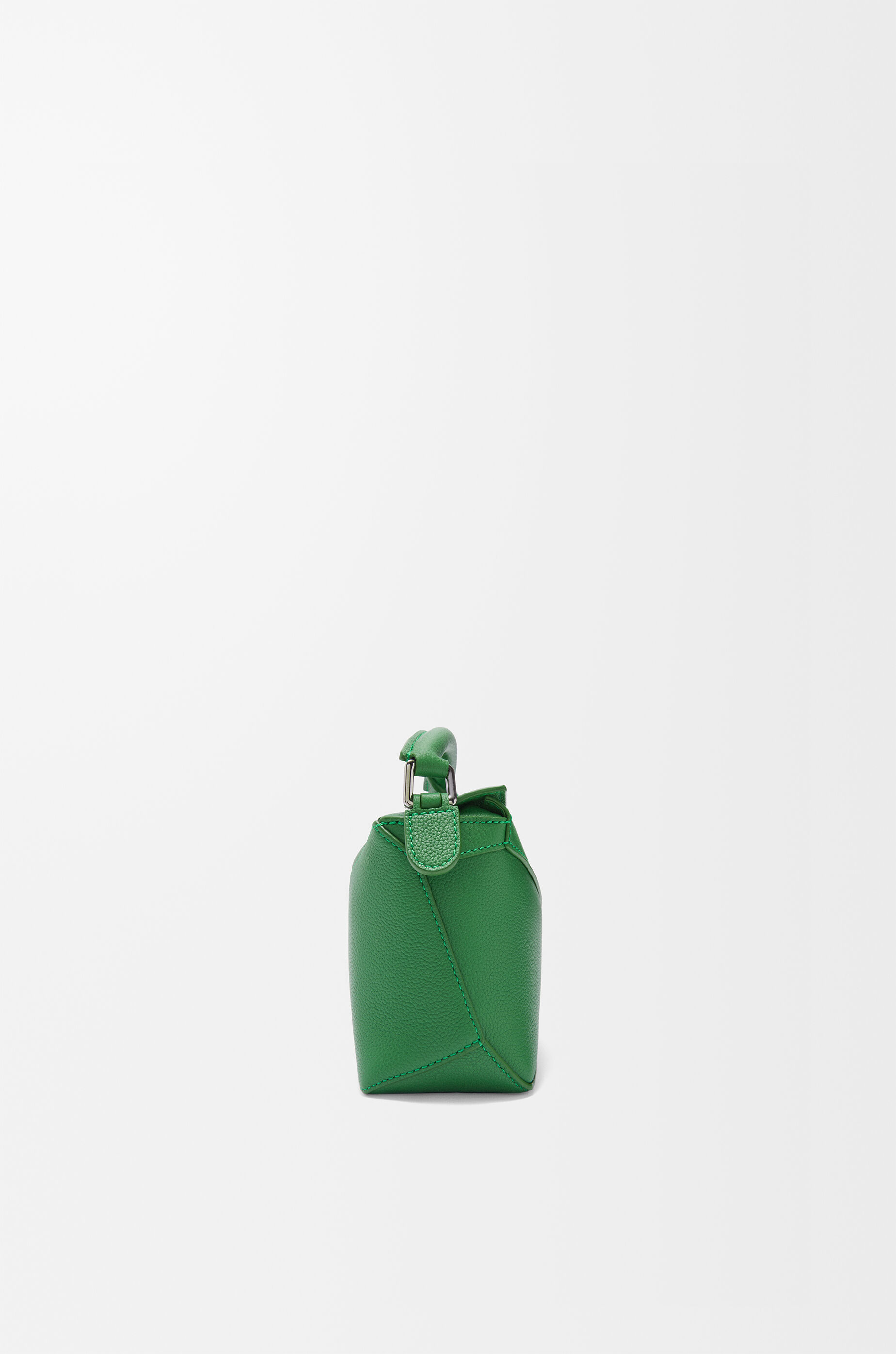 パズルバッグ ミニ(ソフトグレインカーフ) グリーン - LOEWE パズルバッグ ミニ(ソフトグレインカーフ) グリーン - LOEWE