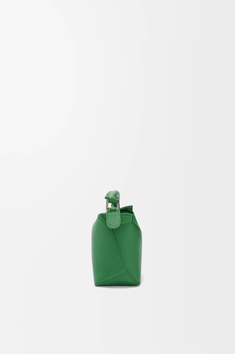 LOEWE パズルバッグ ミニ（ソフトグレインカーフ） トロピカルグリーン