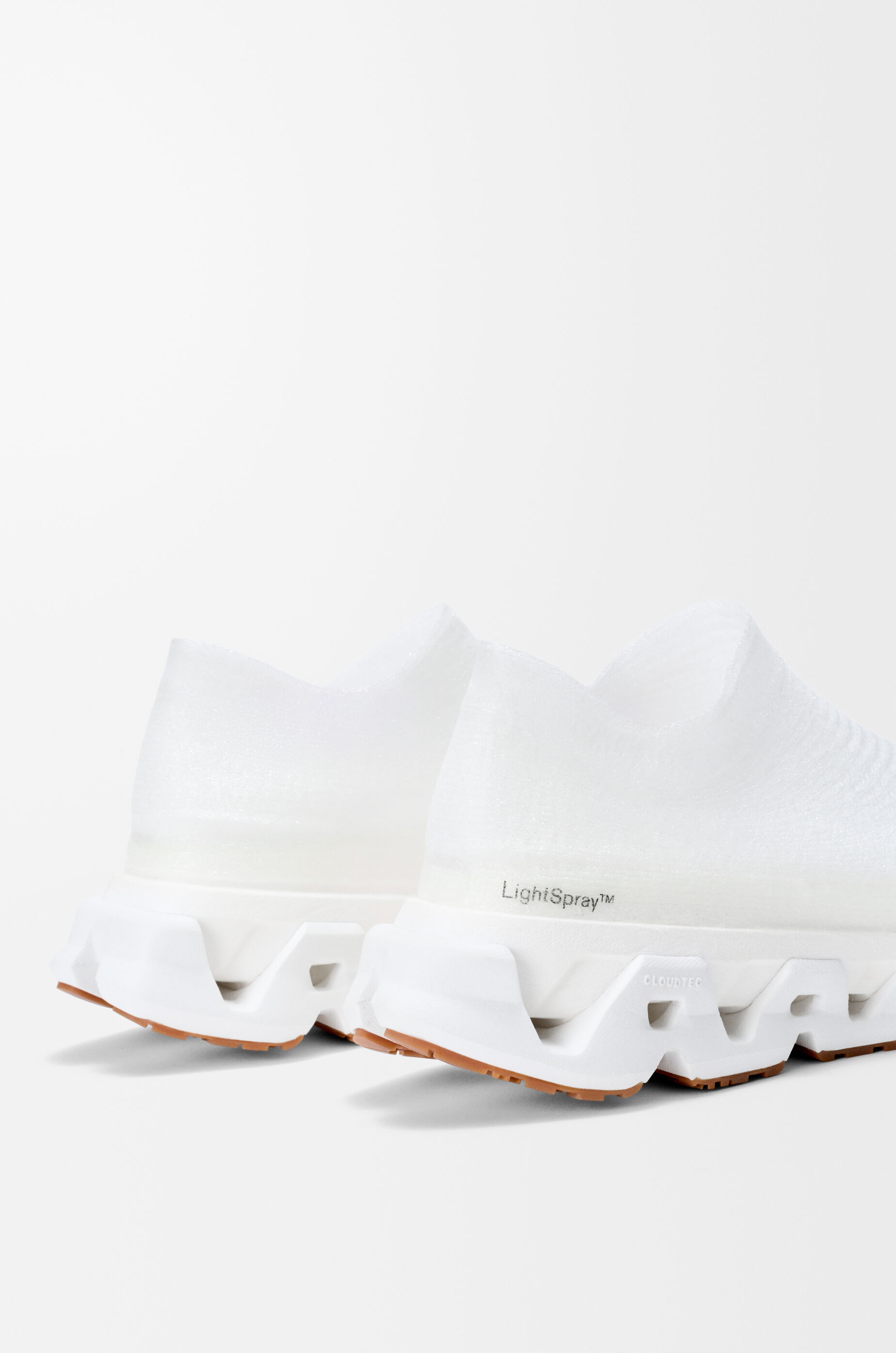 LightSpray Cloudmonster sneaker White - LOEWE USA Official Website